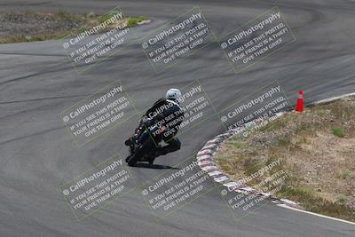 media/Apr-20-2025-AHRMA (Sun) [[393a79c373]]/Race/Group 4/Turn 4b/